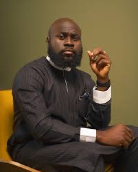 Lasisi Elenu